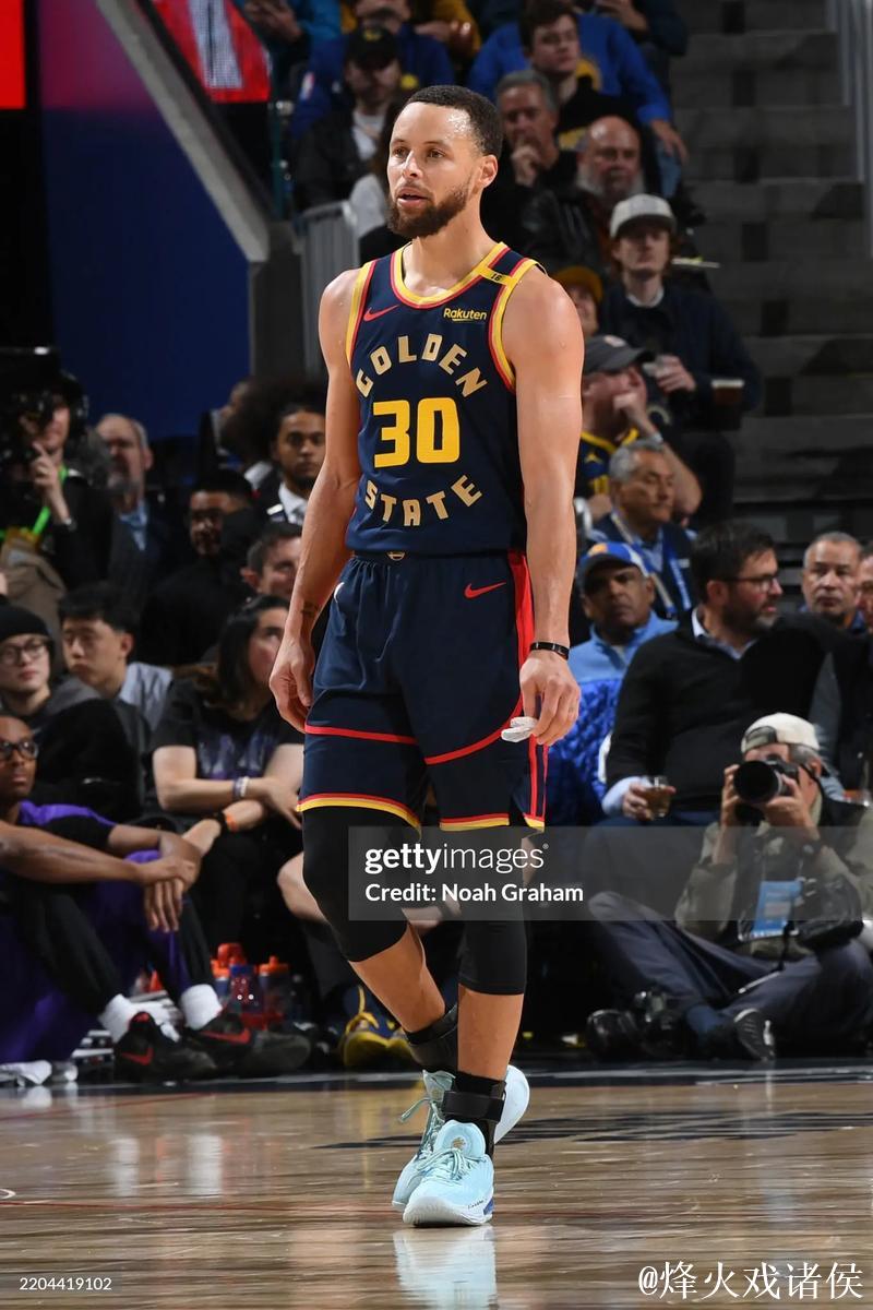 德罗赞得分攀升历史第22位，紧追库里仅差180分